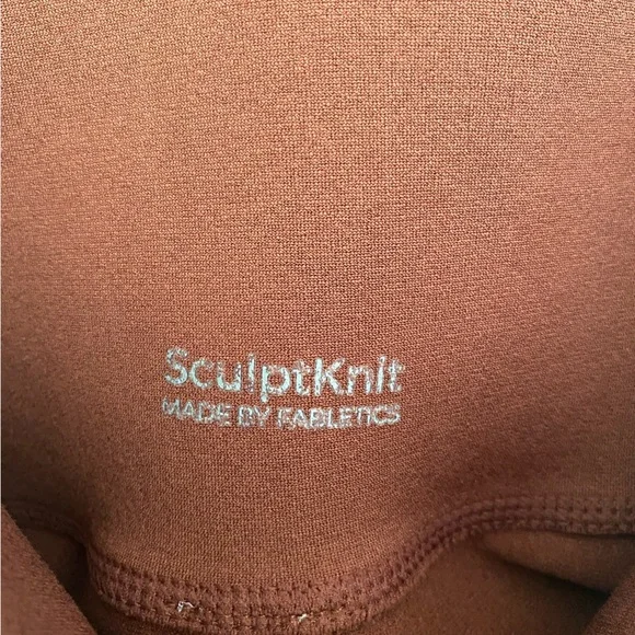 Fabletics Sculptknit Leggings, XS, Macrame, 7/8, High-Waisted, Chestnut - Picture 9 of 10